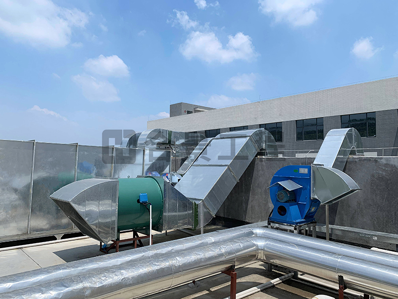 東莞盈灃科技有限公司工程緊鑼密鼓施工中，為迎接竣工全力奮戰(zhàn)！